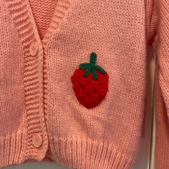 NWT Luna Ivy Anthropologie Size XS Pink Knit Cardigan 3D Appliqué Strawberries - Picture 4 of 12